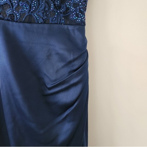 La Femme 29888 Scoop Laced A-Line Satin Embellished Evening Gown Navy Blue 4 NWT - Picture 5 of 10